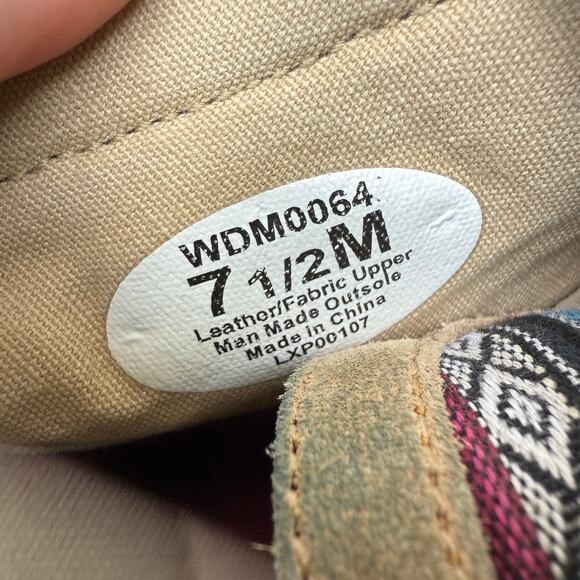 Twisted X Moccasins Bomber Aztec Southwestern Saddle Blanket Serape Fringe 7.5M - Picture 7 of 7